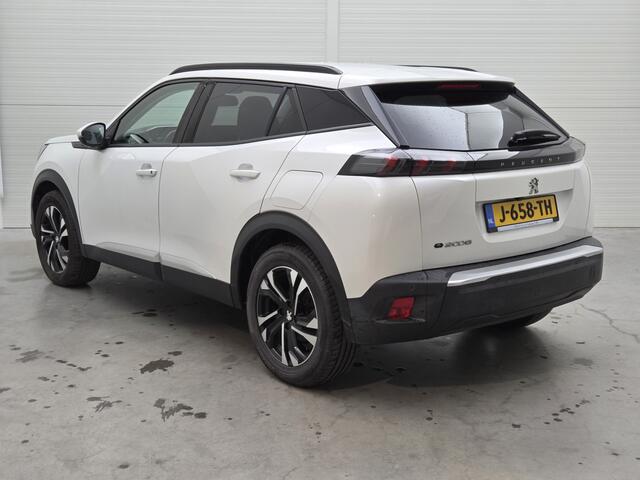 Peugeot e-2008 EV Allure 50 kWh | ACC | Clima | Voorstoelen verwarmd |*