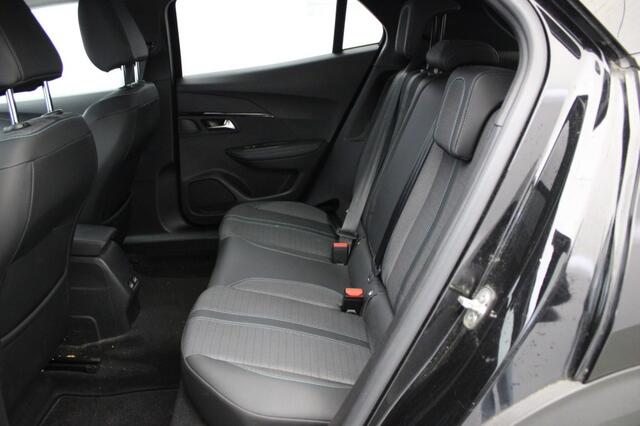 Peugeot e-2008 EV Allure 50 kWh - Digital Cockpit, Carplay, SOH 92%