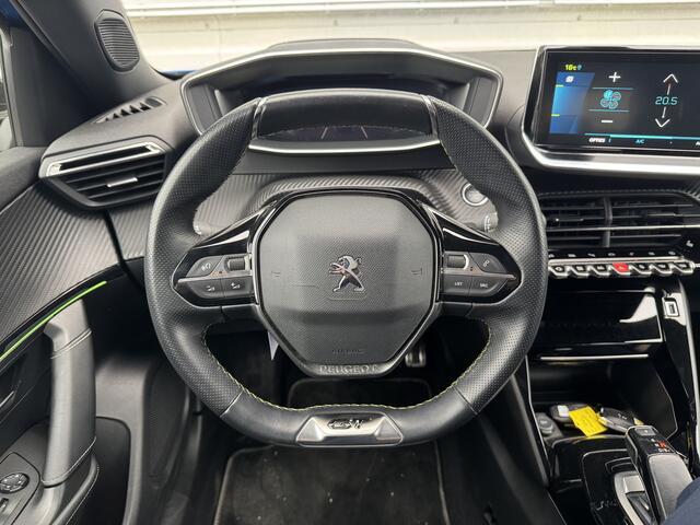 Peugeot e-2008 EV GT Pack 50 kWh Fotos