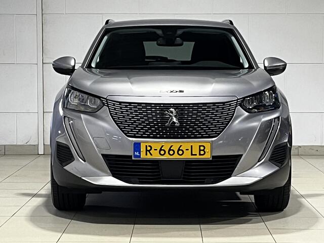 Peugeot e-2008 Allure 50kWh EV 136pk AUTOMAAT | STOELVERW. | NAVI | CAMERA | CLIMA | DAB+ | CRUISE CONTROL | EXTRA GETINTE ACHTERRUITEN