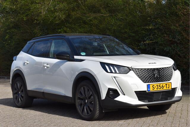 Peugeot e-2008 EV GT Pack 50 kWh 3-FASE VOL, OPEN DAK, CAMERA, DIGITALE TELLERS, CARPLAY, ADAPT.CC, FULL LED, 4SEASONS