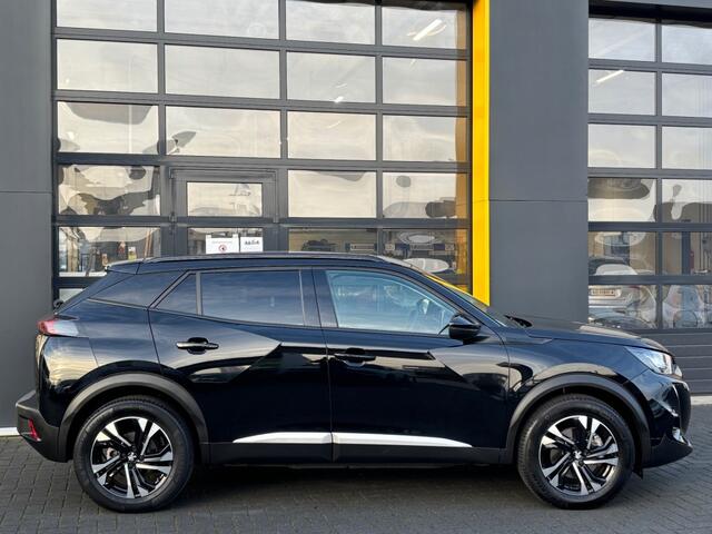 Peugeot e-2008 ALLURE PACK 50 KWH Laadvermogen 11kW