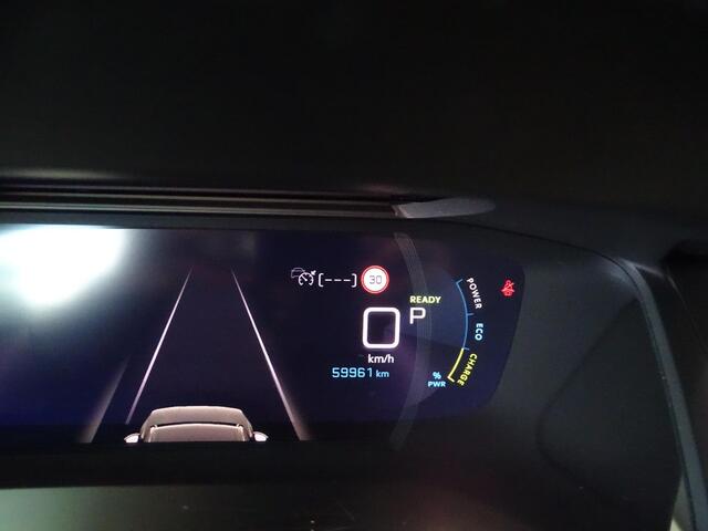 Peugeot e-2008 EV GT 50 kWh AUTOMAAT| PANORAMADAK| CAMERA| NAVIGATIE| MULTIMEDIA| AIRCO/ECC| CRUISECONTROL| PARKEERSENSOREN| DIMMENDE BINNENSPIEGEL