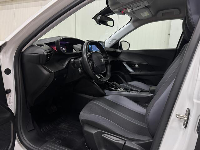 Peugeot e-2008 EV Allure 50 kWh PARELMOER DIGI-DASH CAMERA CARPLAY