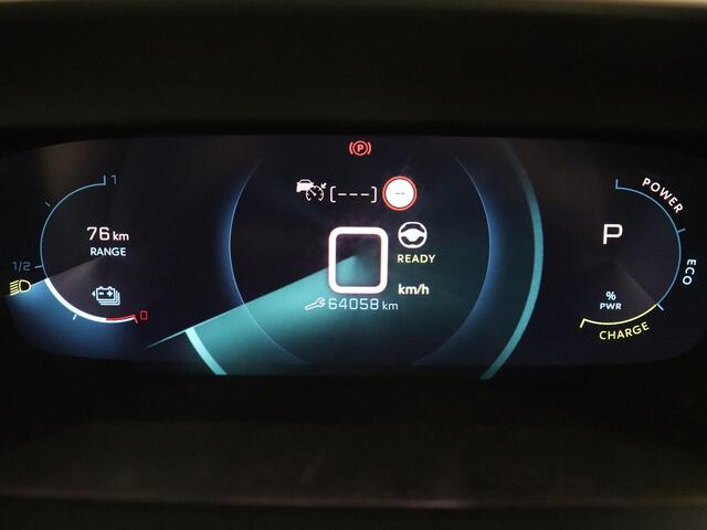 Peugeot e-2008 EV GT 50 kWh SoH 94,1% | Camera | ACC | Panoramadak | Lederen Bekleding!