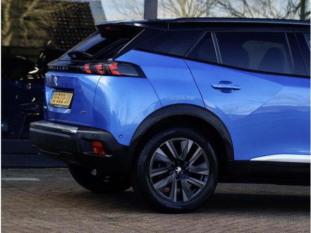 Peugeot e-2008 EV GT Pack 50 kWh 3-fase 136 PK | Slechts 28.677 km!