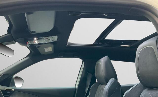 Peugeot e-2008 EV GT 50 kWh Slechts 20km! Panoramadak, 3 fase