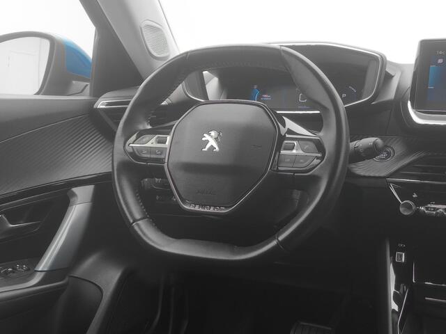Peugeot e-2008 EV Allure 50 kWh | CAMERA | ADAPTIVE | STOELVERWARMING