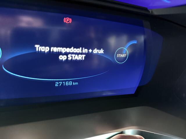 Peugeot e-2008 EV Allure Pack 50 kWh | Full Map Navi | Camera | Carplay | 3 FASE |