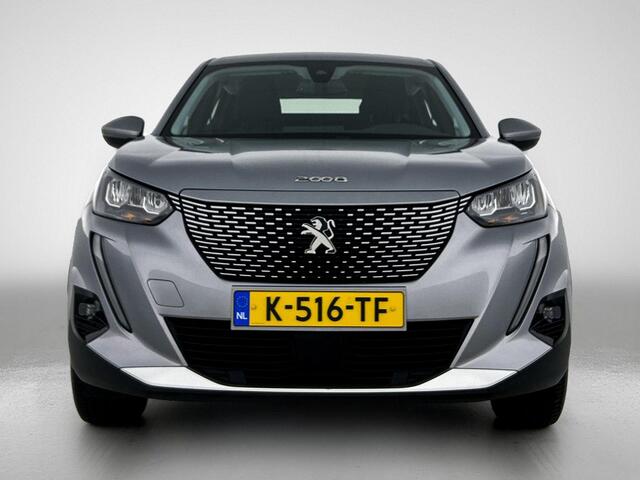 Peugeot e-2008 SUV EV Active Pack 50 kWh 136pk | Accu SOH 91,6% | Navigatie | Achteruitrijcamera | Climate Control | Cruise Control | Parkeersensoren | Led koplampen | Elektrisch inklapbare spiegels | Bluetooth | Apple CarPlay / Android Auto | DAB+ radio | Keyless start