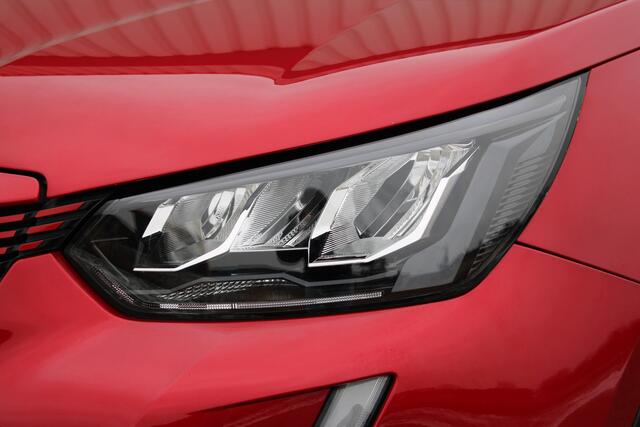 Peugeot e-2008 EV Allure Première 50 kWh | Incl. 12 maanden garantie | Cruise control | Climate control | Apple carplay/Android auto | DAB radio | Navigatie |