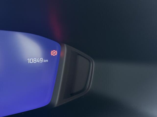 Peugeot e-2008 EV Allure Avantage 54 kWh