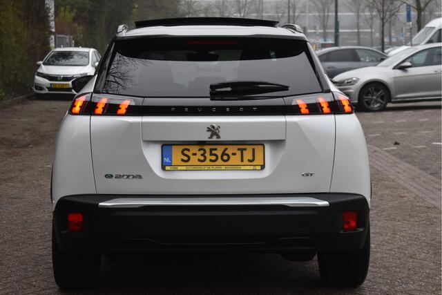 Peugeot e-2008 EV GT-Line 50 kWh | Pano | Camera | Keyless | DAB | Stoelverwarming | Carplay | Full LED