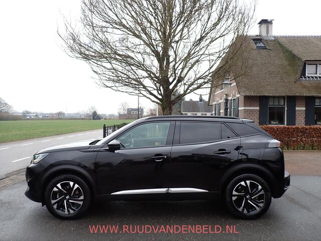 Peugeot e-2008 EV Allure 50 kWh SOH 94% / CARPLAY / CRUISE / ACHTERUITRIJCAMERA