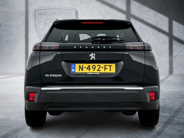 Peugeot e-2008 EV Allure Pack 50 kWh | Rijklaar | Stoelverwarming | 360 camera | navigatie