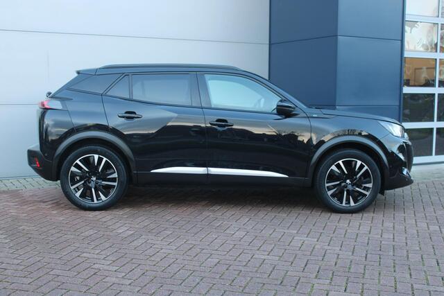 Peugeot e-2008 EV GT Pack 50 kWh ADAPTIEVE CRUISE CONTROL - VERWARMDE VOORSTOELEN - NAVIGATIE - DEALER ONDERHOUDEN