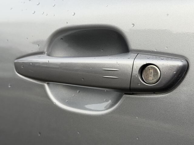 Peugeot e-2008 Allure Avantage 54 kWh 156PK Automaat Navigatie, Camera Voor & Achter, Parkeersensoren, Apple Carplay, Android Auto