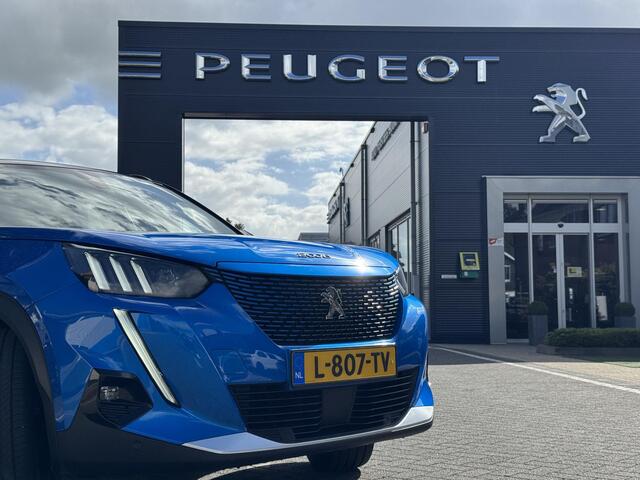 Peugeot e-2008 GT Pack 50 kWh 136PK Automaat Inclusief batterijtest, Navigatie, Achteruitrijcamera, Keyless, Panoramadak, Alcantara, Stoelverwarming
