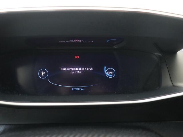 Peugeot e-2008 I AUTOMAAT I NAVIGATIE I ACHTERUITRIJCAMERA I EV GT Pack 50 kWh I L.M. VELGEN I