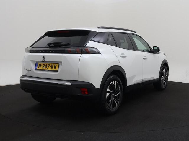Peugeot e-2008 EV Allure Pack 50 kWh Winterpakket