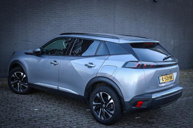 Peugeot e-2008 EV Allure 50 kWh Net binnen - Nu al te bezichtigen