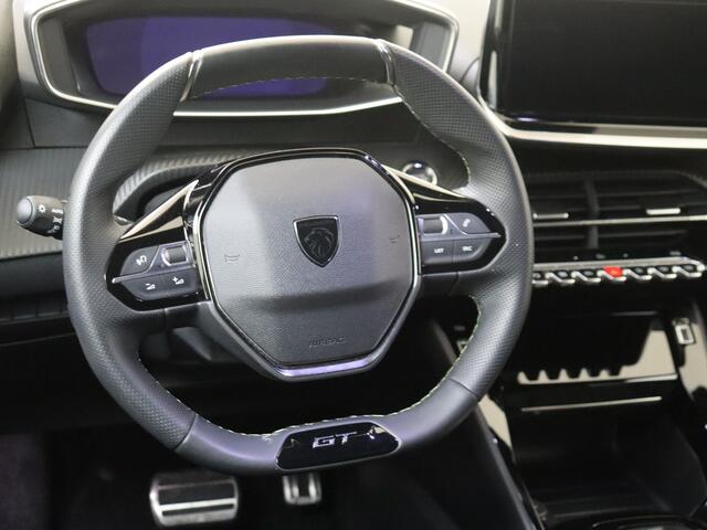 Peugeot e-2008 EV GT 54 kWh | 360 Camera | Wireless Carplay | Keyless Entry | Navigatie |