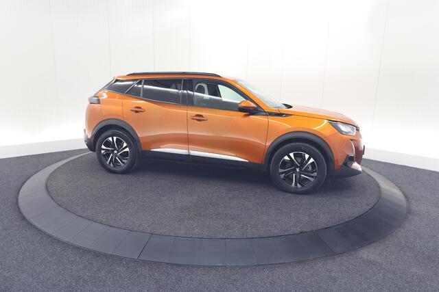 Peugeot e-2008 EV Allure Pack 50 kWh | 3 Fase Laadfunctie | Parkeersensoren | Apple Carplay | Climate Control