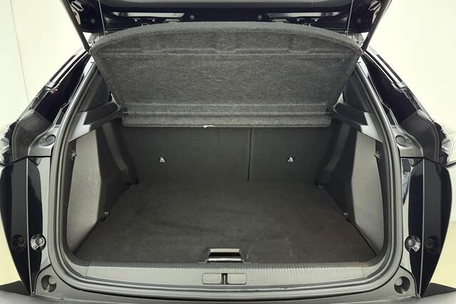 Peugeot e-2008 EV Allure Avantage 54 kWh 100% Elektrisch | Navigatie | Adaptive Cruise control | Camera voor en achter | Climate control | Keyless | Lichtmetalen velgen | Extra getint glas