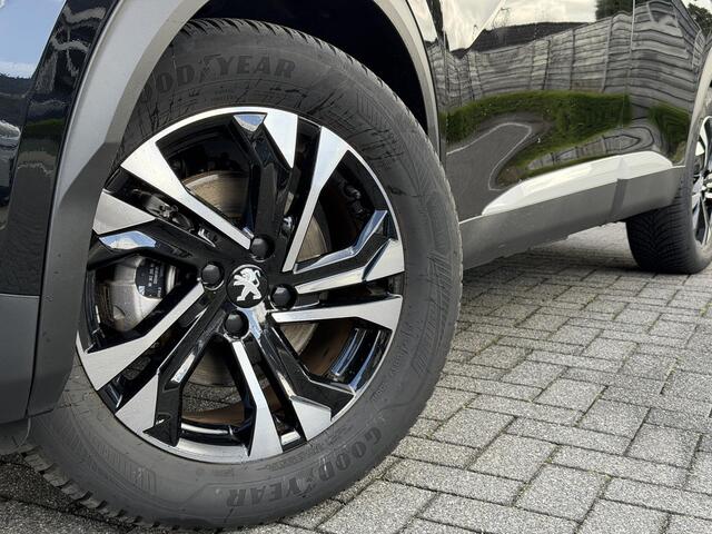 Peugeot e-2008 Allure Pack 50 kWh 136PK Automaat Navigatie, Achteruitrijcamera, Keyless, Trekhaak Afneembaar, Parkeersensoren Achter