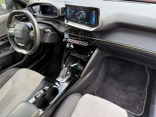 Peugeot e-2008 EV GT 50 kWh Aut. Pano | Camera | Navi & CarPlay