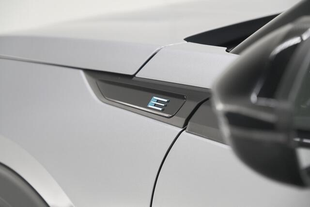 Peugeot e-2008 EV GT 50 kWh | 3 Fase | 360 Camera | Adaptieve Cruise Control | Dodehoekdetectie