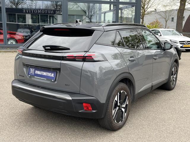 Peugeot e-2008 EV GT 54 kWh WARMTEPOMP| ACHTERUITRIJCAMERA| RIJSTROOK-ASSISTENT| APPLE CARPLAY/ ANDROID AUTO| FABRIEKSGARANTIE PEUGEOT TOT 02-2027| 17.000KM!|