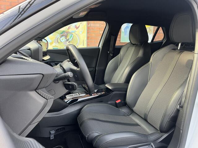 Peugeot e-2008 EV GT Avantage 54 kWh Navi | Airco | Camera V+A |