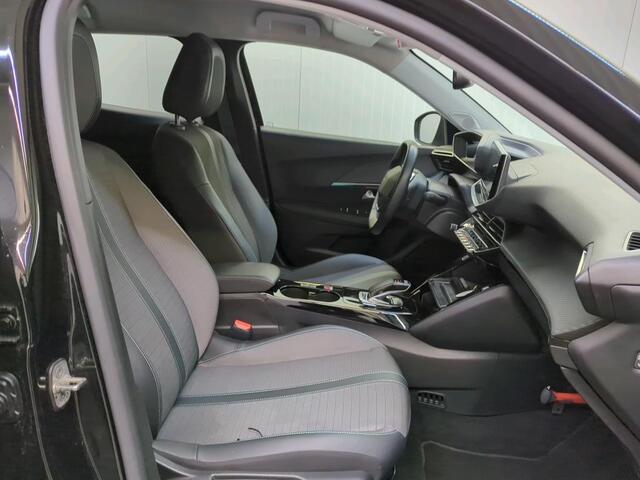 Peugeot e-2008 EV Allure Pack 50 kWh | 46.700 KM | Pack Drive | 3D Navigatie | Stoelverwarming | WORDT VERWACHT