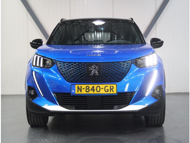 Peugeot e-2008 EV GT Pack 50 kWh 136PK | 1ste eigenaar | 3 FASE | AppleCarplay/AndroidAuto | Schuifkanteldak | Alcantara/LEER | 18"LMV | Camera | AUTOMAAT | Keyless | Adaptive Cruise Control | Climate Control | Camera | FULL LED | Two-Tone | Sfeerverlichting | Isofix | 
