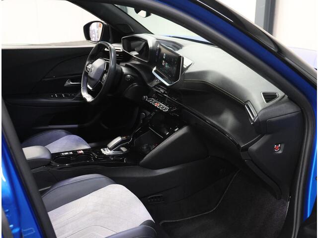 Peugeot e-2008 EV GT Pack 50 kWh 136PK | 1ste eigenaar | 3 FASE | AppleCarplay/AndroidAuto | Schuifkanteldak | Alcantara/LEER | 18"LMV | Camera | AUTOMAAT | Keyless | Adaptive Cruise Control | Climate Control | Camera | FULL LED | Two-Tone | Sfeerverlichting | Isofix | 
