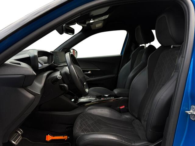Peugeot e-2008 GT Pack EV 3-FASEN 50kWh 136pk | ALCANTARA | ADAPTIVE CRUISE | 18" LM-VELGEN | CAMERA | NAVI | KEYLESS ENTRY | DODEHOEKBEW.