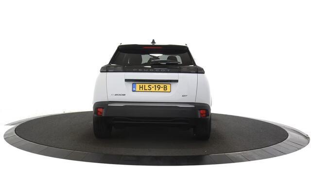 Peugeot e-2008 EV GT Avantage 54 kWh 360 camera / Navigatie / Lage km stand
