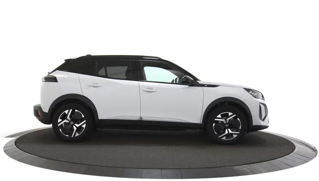 Peugeot e-2008 EV GT Avantage 54 kWh 360 camera / navigatie / lage km stand