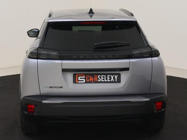 Peugeot e-2008 EV Allure 54 kWh | Carplay | Adaptive Cruise | Camera
