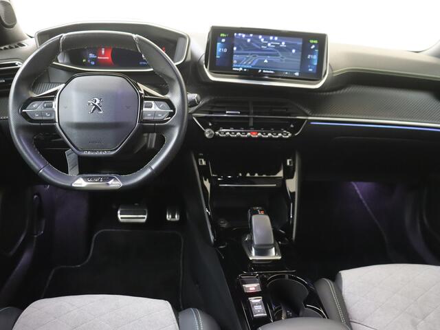 Peugeot e-2008 EV GT Pack 50 kWh | Camera | Stoelverwarming | Navigatie |