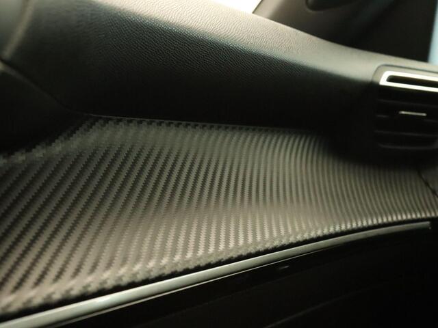 Peugeot e-2008 EV Active Pack 50 kWh - ORIGINEEL NEDERLANDSE AUTO - APPLE CARPLAY/ANDROID AUTO - CLIMATE CONTROL - CRUISE CONTROL - KEYLESS START - PARKEERSENSOREN ACHTER - VERKEERSBORDDETECTIE