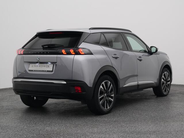 Peugeot e-2008 EV Allure 50 kWh | CAMERA | CARPLAY | STOELVERWARMING