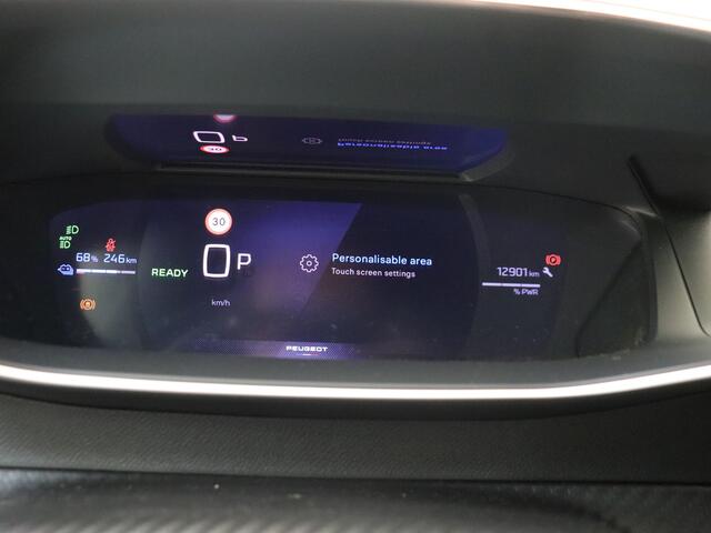 Peugeot e-2008 EV GT Avantage 54 kWh Camera + parkeersensoren | Adaptieve cruise controle | Apple Carplay + Android Auto!