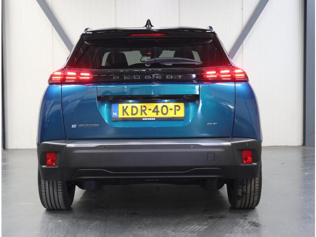 Peugeot e-2008 EV GT Avantage 54 kWh | 1ste eigenaar | AppleCarPlay/AndroidAuto | Climate Control | Adaptief Cruise Control | 360'Camera | FULL LED | LMV | Parkeersensoren | Privacy Glass | Isofix | Two-Tone | Sfeerverlichting |
