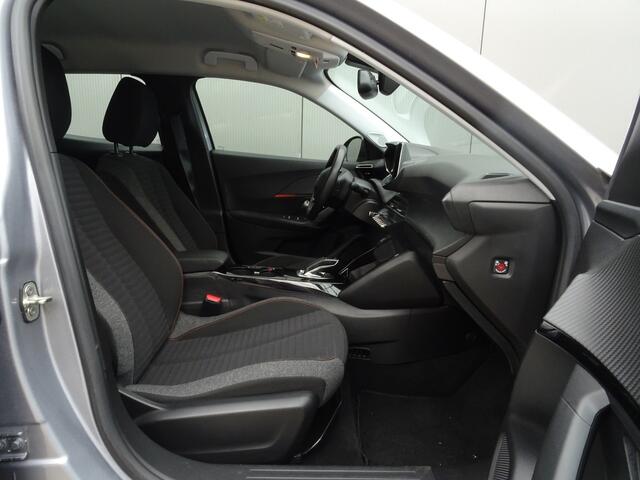 Peugeot e-2008 EV Blue Lease Active 50 kWh * CARPLAY * SOH 93.6% !!
