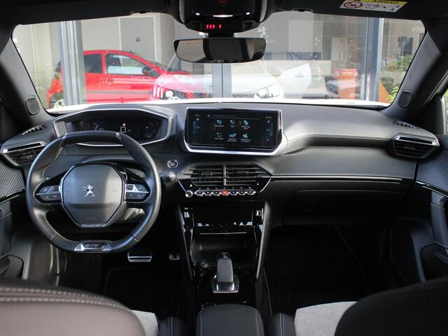 Peugeot e-2008 EV GT Pack 50 kWh Automaat Navigatie, Camera Voor & Achter, Keyless, Parkeersensoren, Apple Carplay, Android Auto