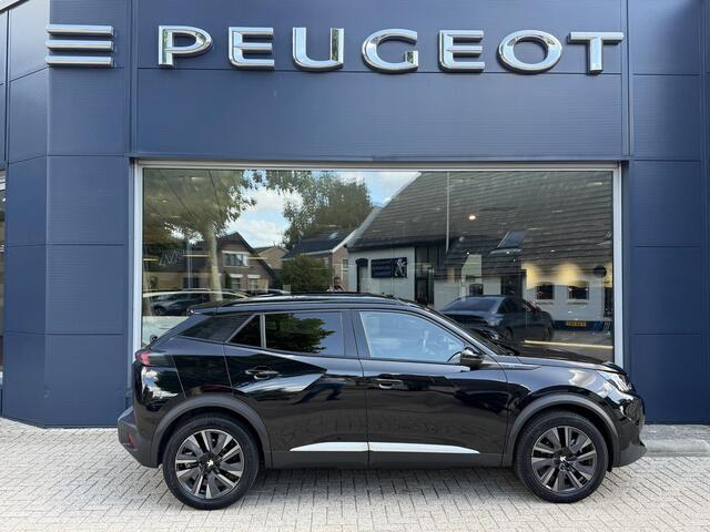Peugeot e-2008 EV GT Pack 136 PK 50kw/h | Schuif-Kanteldak | Stoelverwarming | FULL LED koplampen | Achteruitrij-Camera | Adaptieve Cruisecontrol | Alcantara Bekleding | Navigatie en Apple caprplay en Android auto |