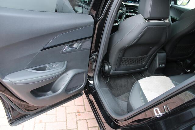 Peugeot e-2008 EV GT Pack 50 kWh SOH 93.1 % - SCHUIF/KANTELDAK