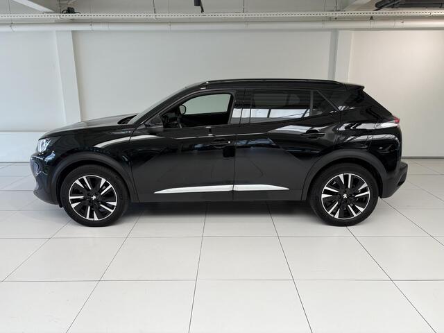 Peugeot e-2008 EV GT 50 kWh | Apple CarPlay / Android Auto | Keyless Entry | Parkeersensoren voor en achter |